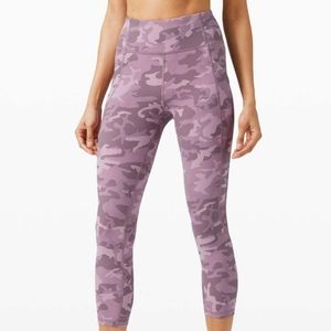 Lululemon Time To Sweat Crop, Pink camo, size 4